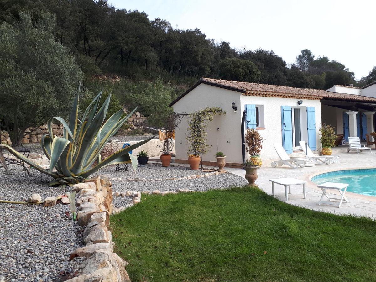 L'Oustaou De L'Estama Bed & Breakfast Rocbaron Luaran gambar